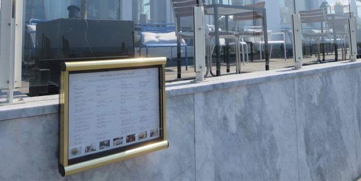 Buitenbewegwijzering – Kliklijst en Vitrine – Vitrine – vesper